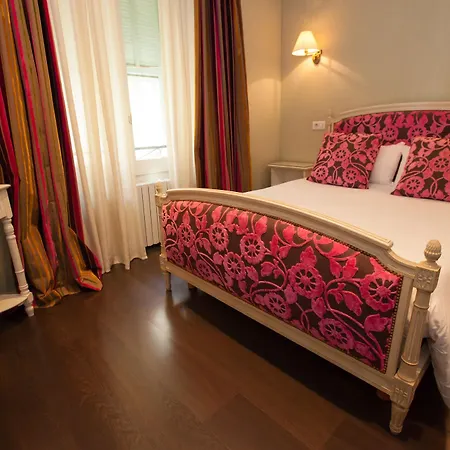 Paris Rome Mentone