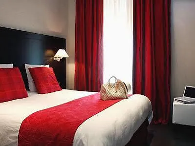 Paris Rome Hotel 3*